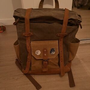 1960s/70s brown canvas messenger bagl